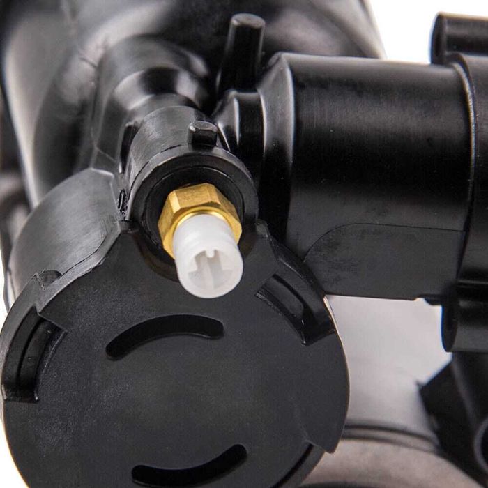 Компресор за въздушно окачване на BMW X5 E70 с комплект възглавници