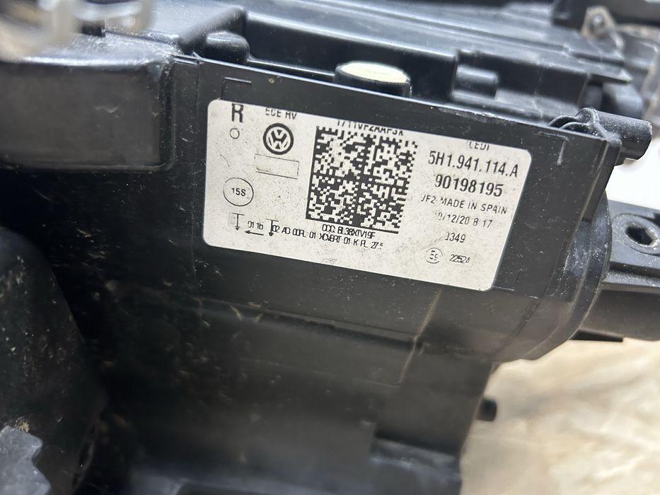 Far faruri VW Golf 8 GTI iQ led adaptiv 2020-2024 dreapta