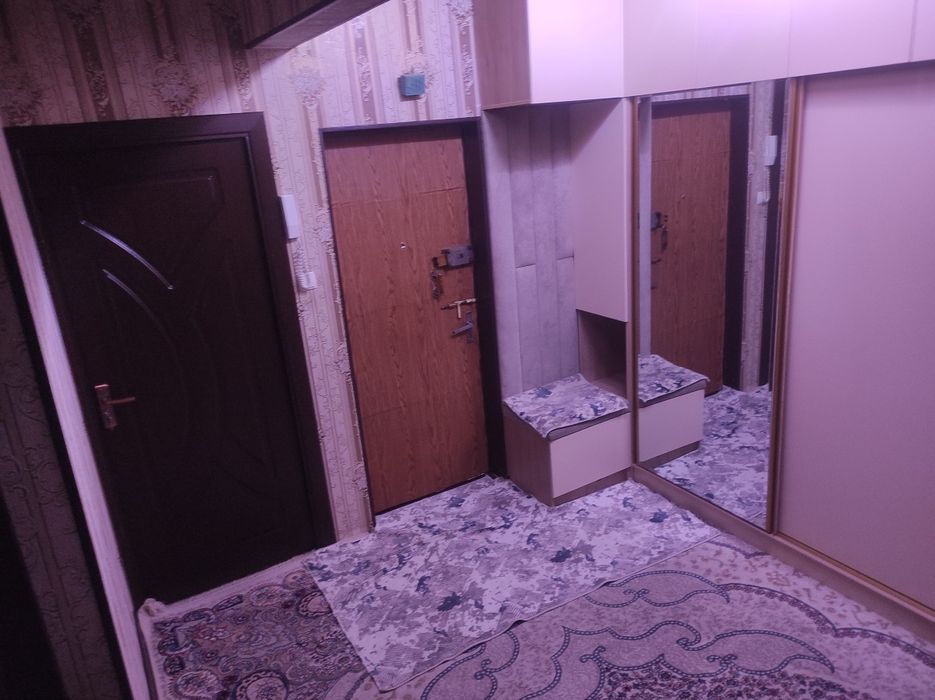 Продаю свою квартиру без посредников 4/6/9 приделана 6 комнатный