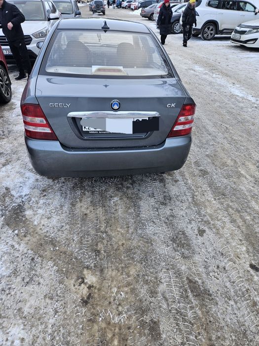 Продам машину  ...