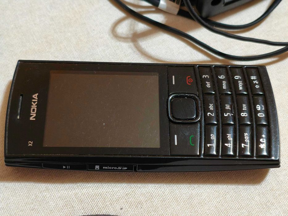 telefon Nokia X2