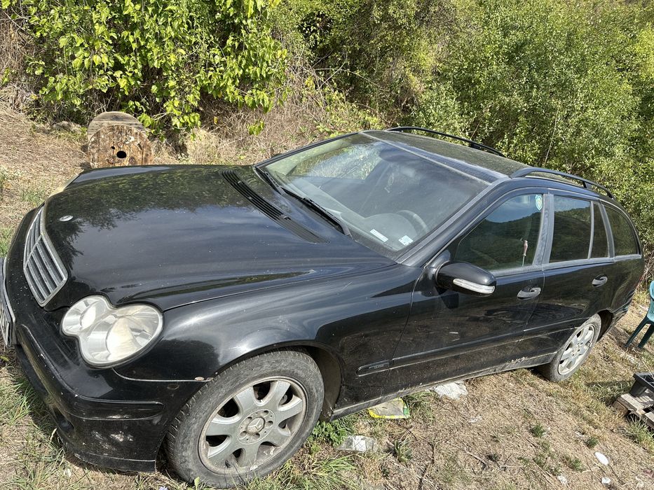 Мерцедес c200 122к.с