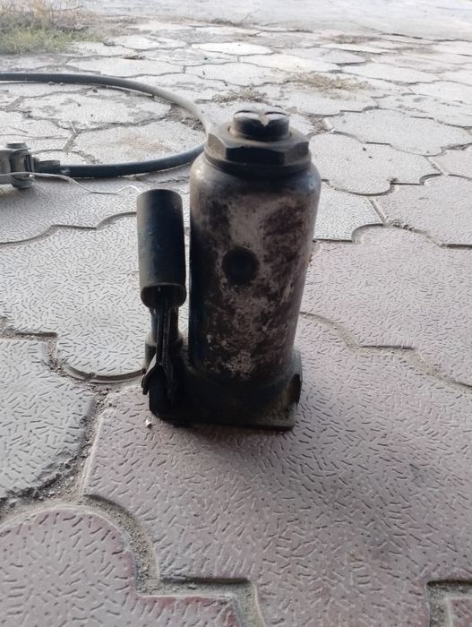 Домкрат сатамын газелге домкрат сатамын