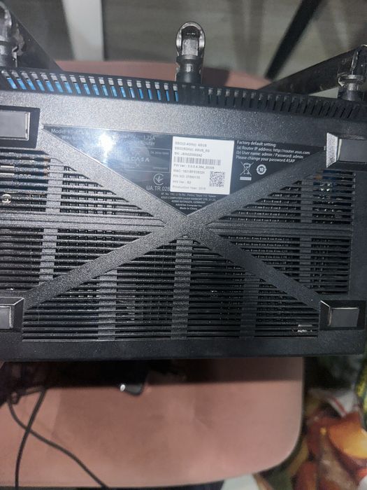 Router Asus RT-AC66U AC 1750