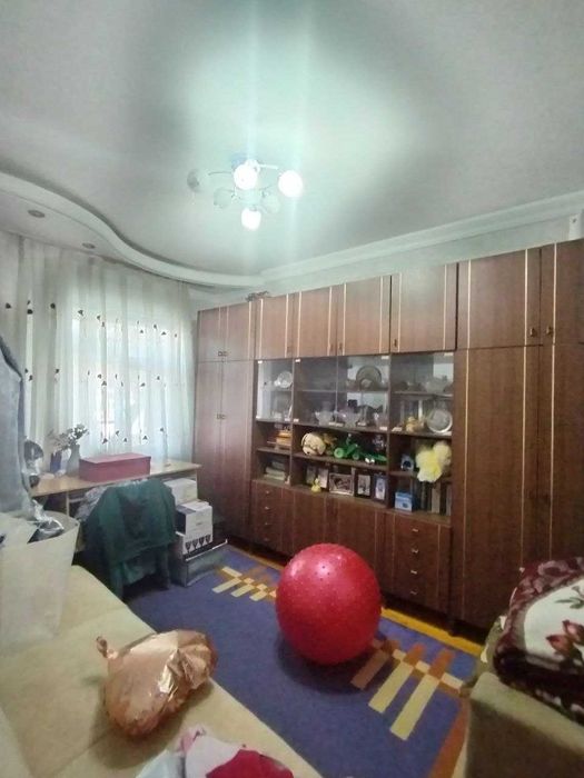 Продается 5х комн квартира 117кв на 1м этаже Горгаз цена 92000 у.е