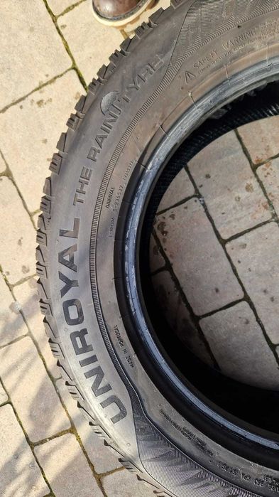 Anvelope iarna 225 65 R 17 Uniroyal