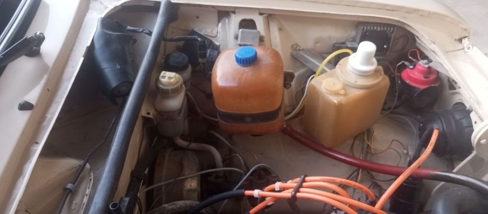 Vaz 2106 Sotiladi.Yil 1991.Mashena Radnoy 30% Kiraska Bor.