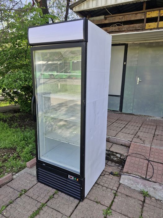 Продам буу витринные холодильники