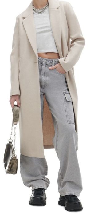 Черно жарсено палто