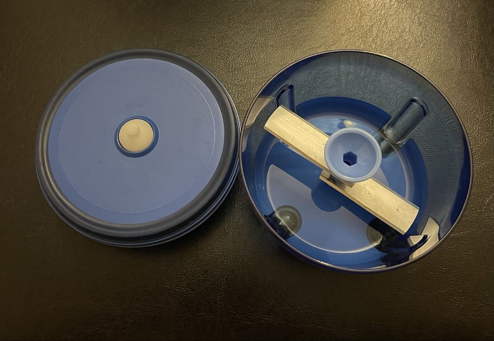 Tocător Tupperware pentru ierburi și ceapă 300ml