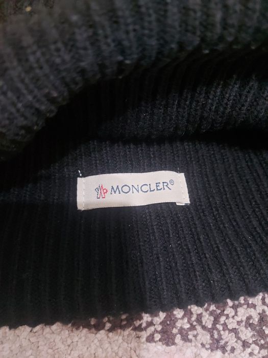 Caciula Moncler Neagra