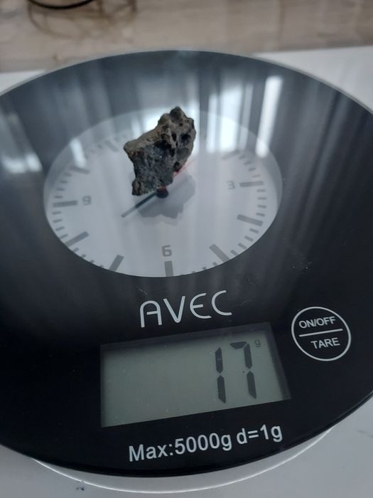 Meteorit 17 grame