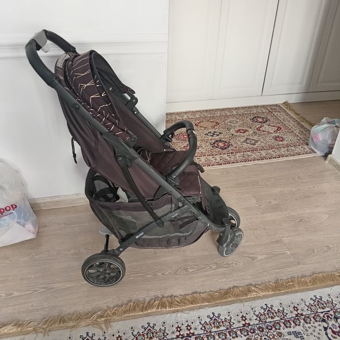 Продам хорошую коляску