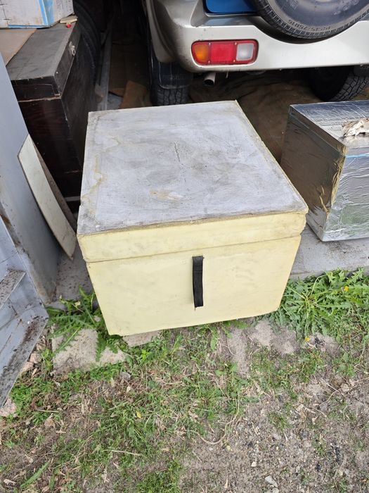 Термоконтейнер большой.