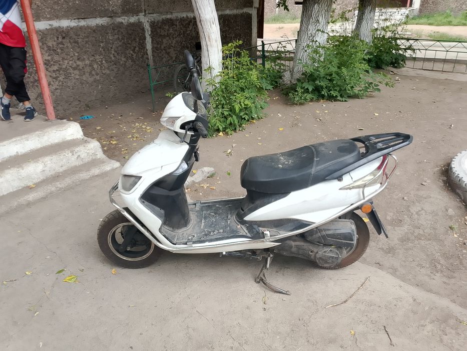Продам скутер ..