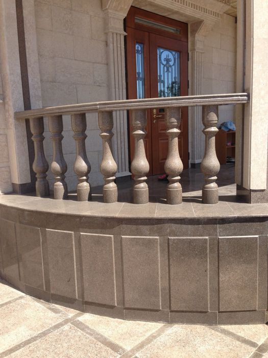 Травертин, гранит, мрамор