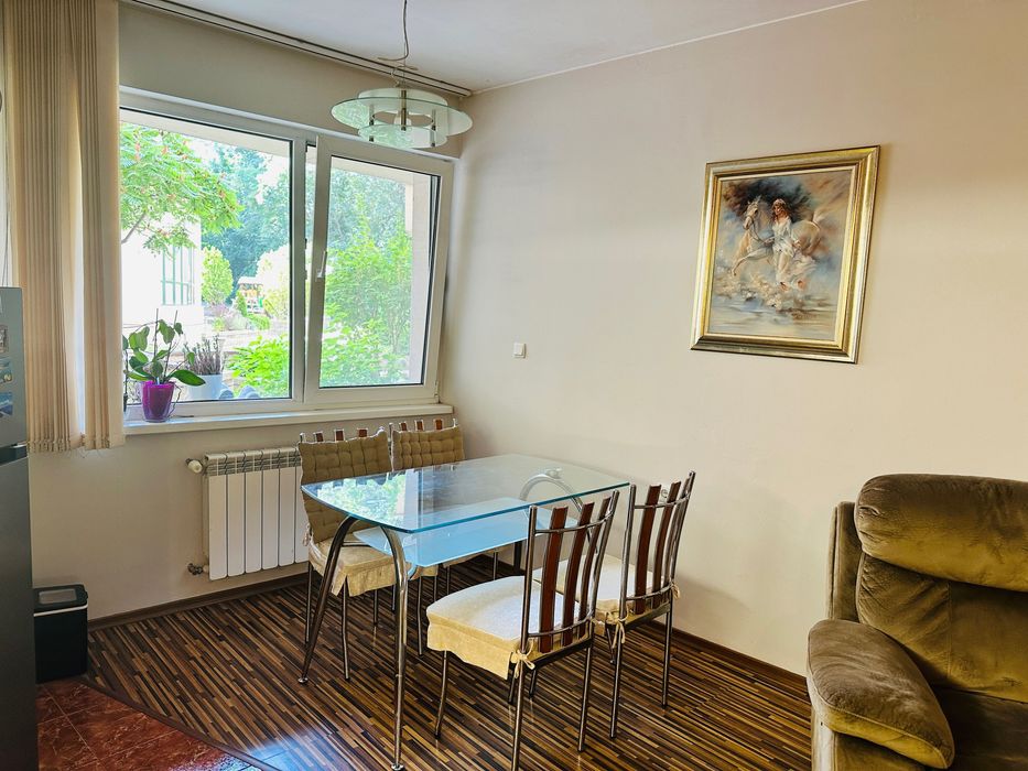 Тристаен апартамент в Павлово