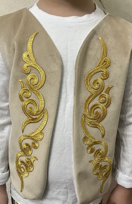 Национальная одежда камзол