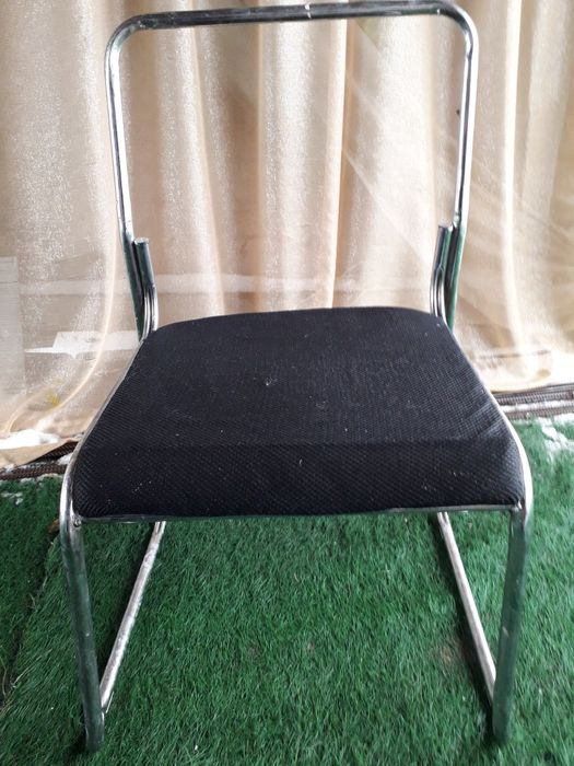 Стулья для кухни и .