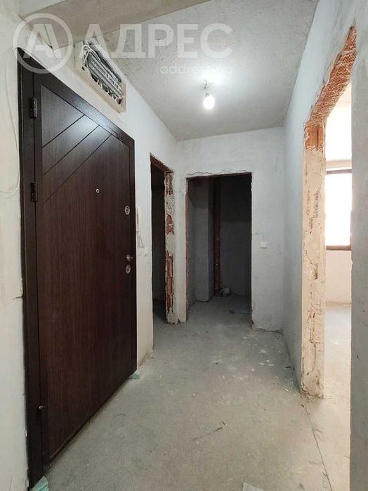Тристаен апартамент, Дружба 3, 110 кв.м., ет. 2/6, тухла, нов, с акт 16