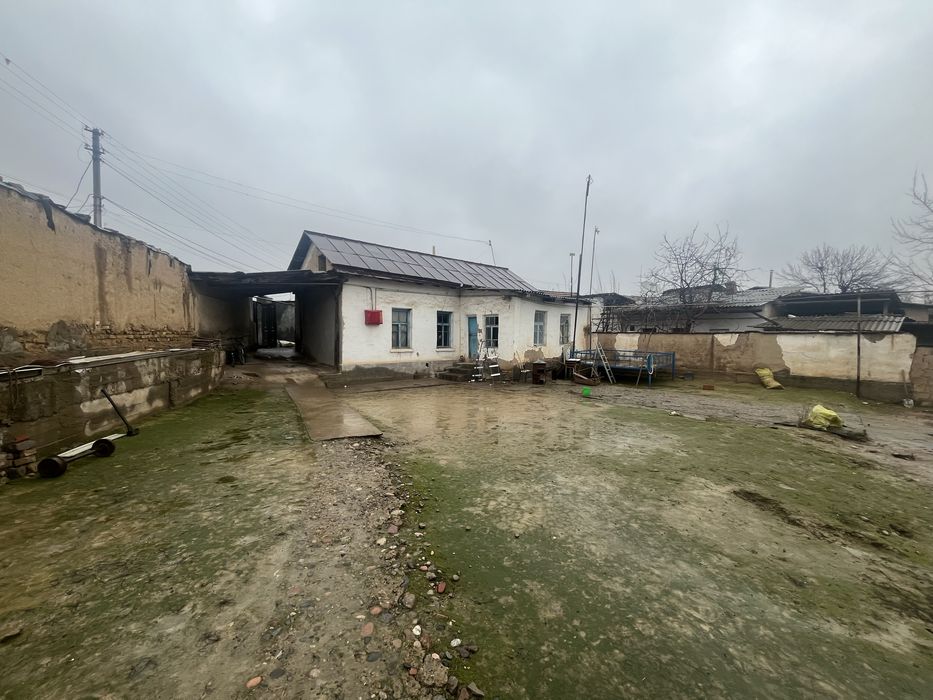 Keles Ko’k tereda 3-Sutuk yer sotiladi