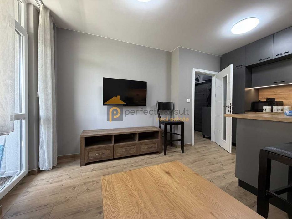 Дава се под наем Двустаен апартамент в Пловдив, Тракия - 50 кв.м за 418.71 € - Снимка #1