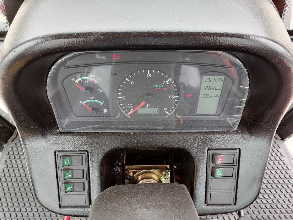 Трактор YTO NLX 1404-1