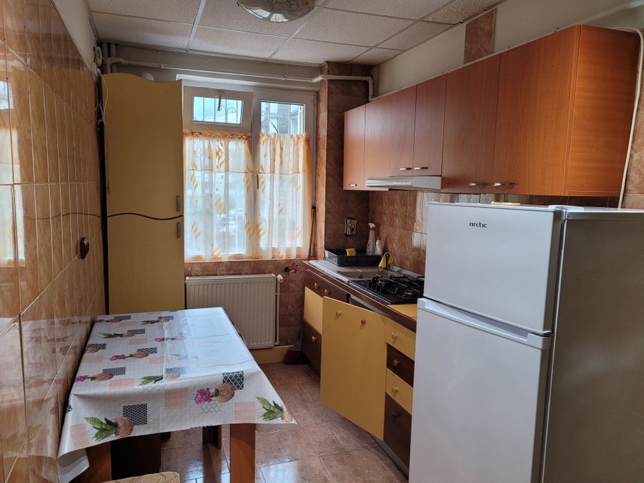 Inchiriez apartament Mihai Eminescu