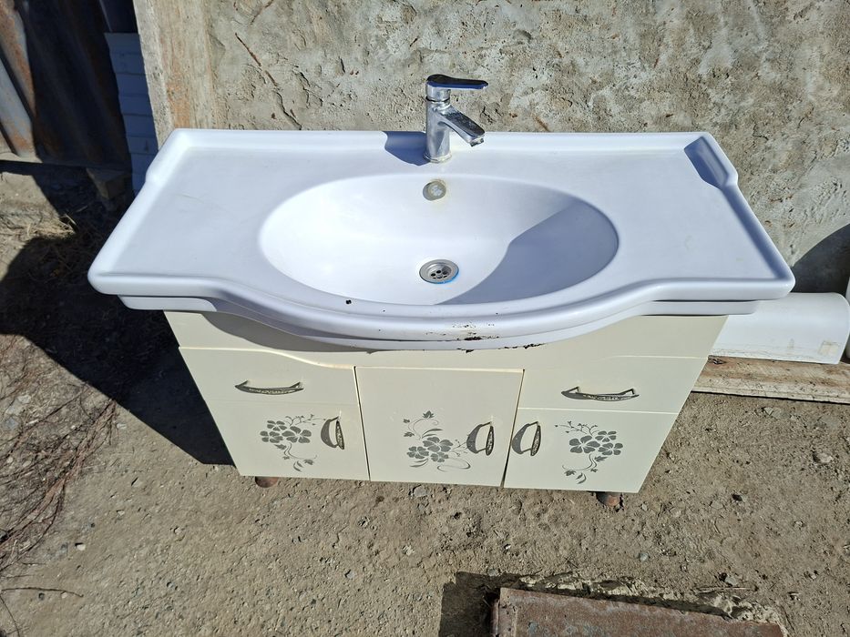 Раковина айнамен.