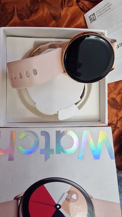 Часы ручные  продаю