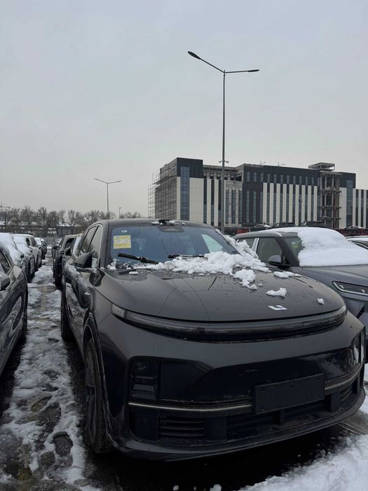 Lixiang l7 ultra mokriy nalichida