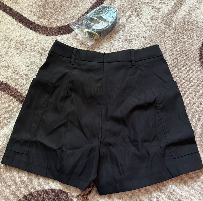 Черни къси панталонки