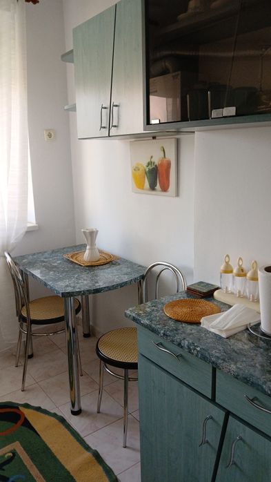 Inchiriez apartament cu 2 camere