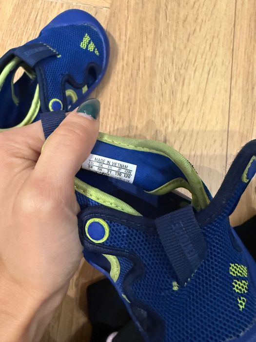 Детски сандали на adidas