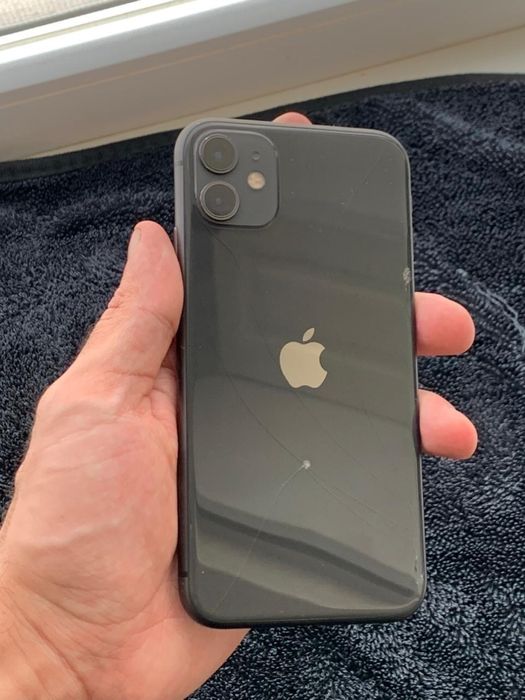 Продам айфон 11 128 Гб