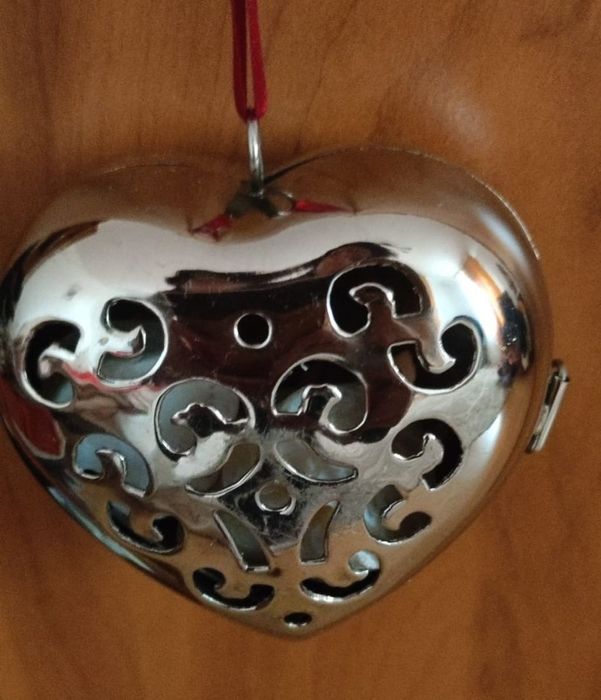 Franța - difuzor cu inimioare parfumate