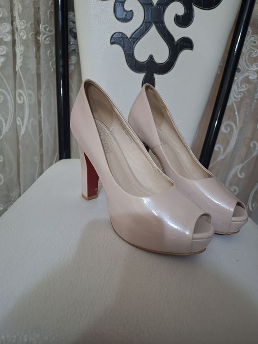 Бассаножки с каблуком удобный