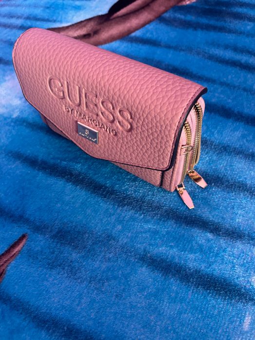 Vând genți quess originale