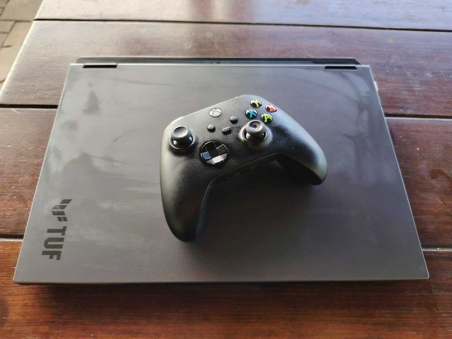 Геймърски лаптоп  ASUS TUF Gaming F16 (FX608JHR-RV091W) + Подарък Xbox Контролер
