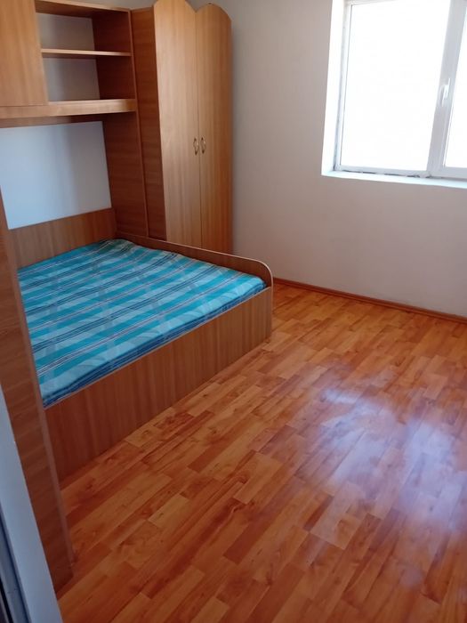 Apartament cu 3 camere