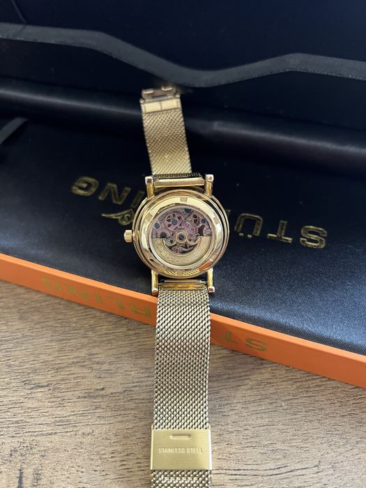 Дамски часовник STUHRLING