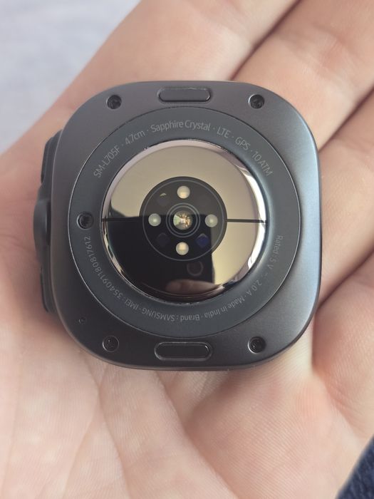 Смарт часовник Samsung Galaxy Watch Ultra (2025), 47mm, LTE, Titanium