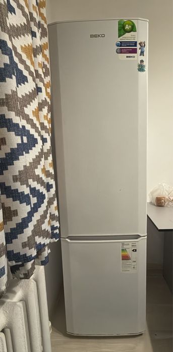 Продам холодильник Beko