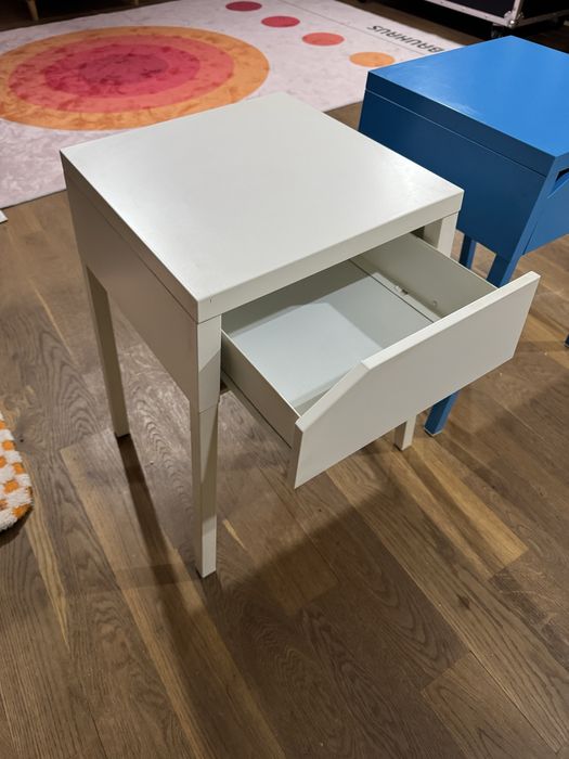 Vand Noptiere de metal IKEA