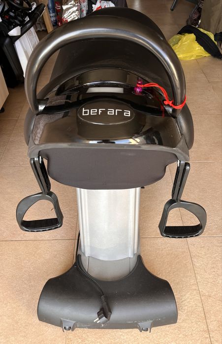 Aparat electric de călărit pentru interior