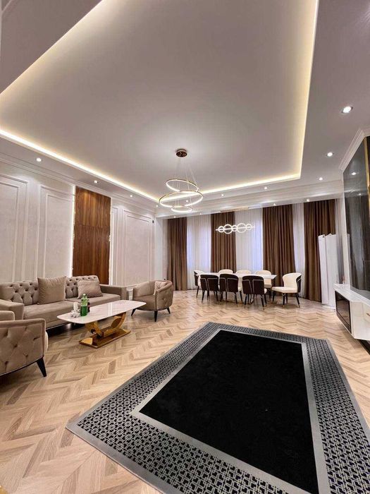 ЖК НРГ Ойбек! Сдается новая 3-х комнатная квартира стиле Неоклассика!