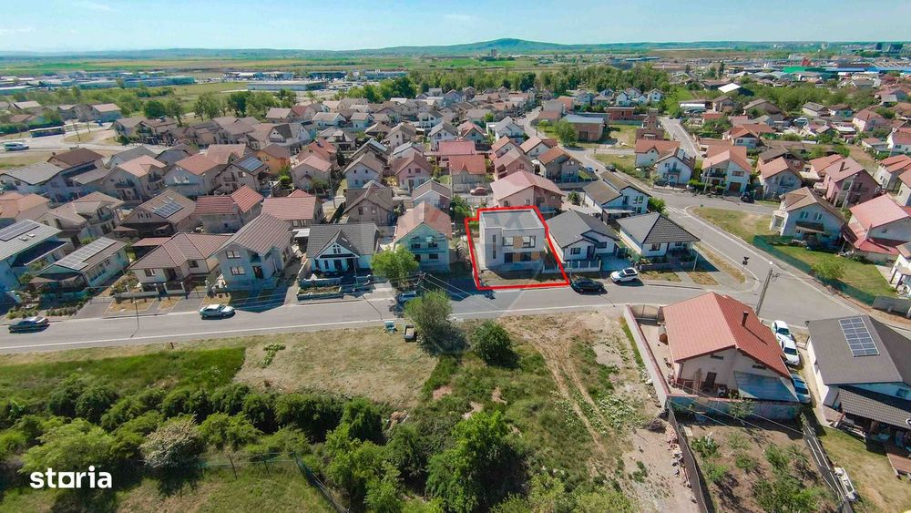 Casă / Vilă cu 5 camere de vânzare în zona Calea Clujului