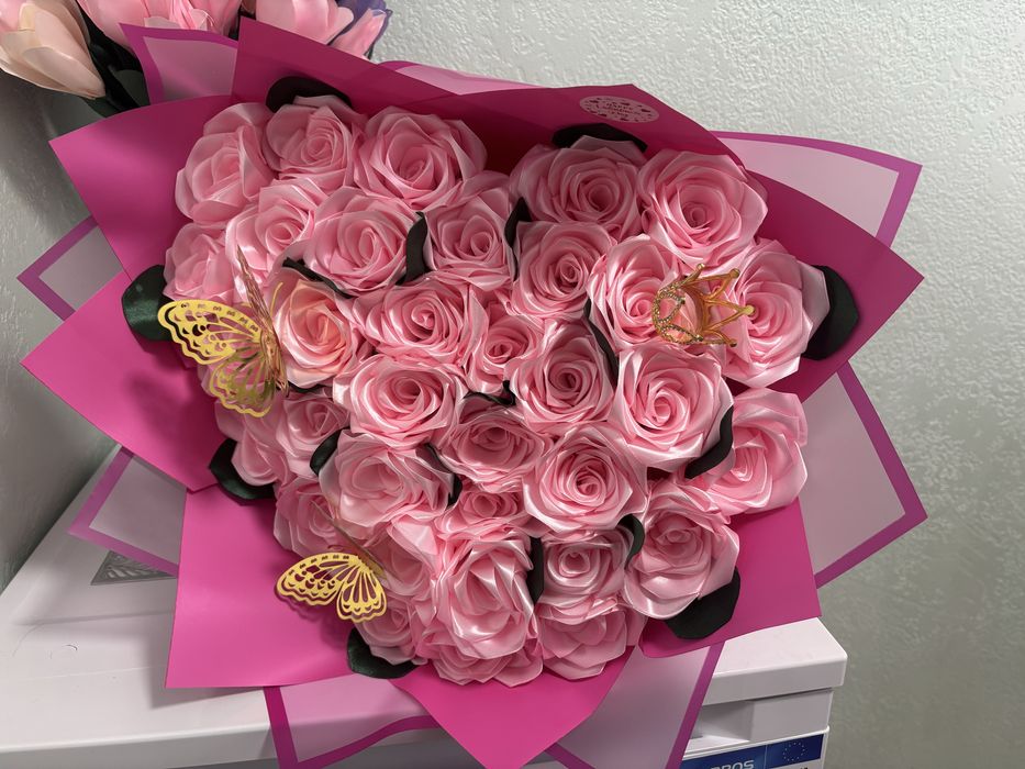 Букет из атласных лент