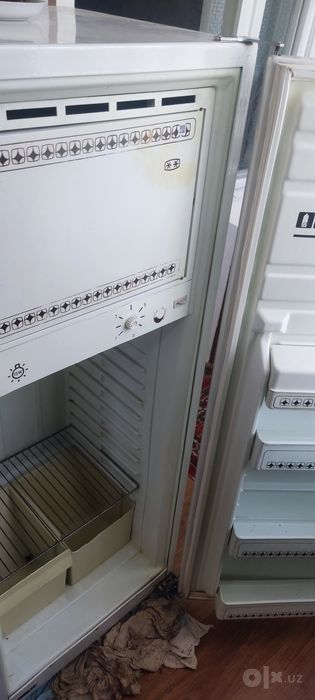 Холодильник Sino 303