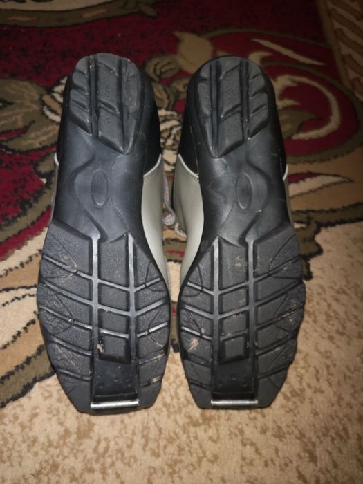 Продам лыжи Fischer.